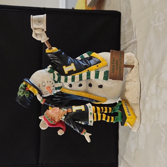 Danbury Mint Other Iowa Hawkeye Fan In Training Snowman By Danbury